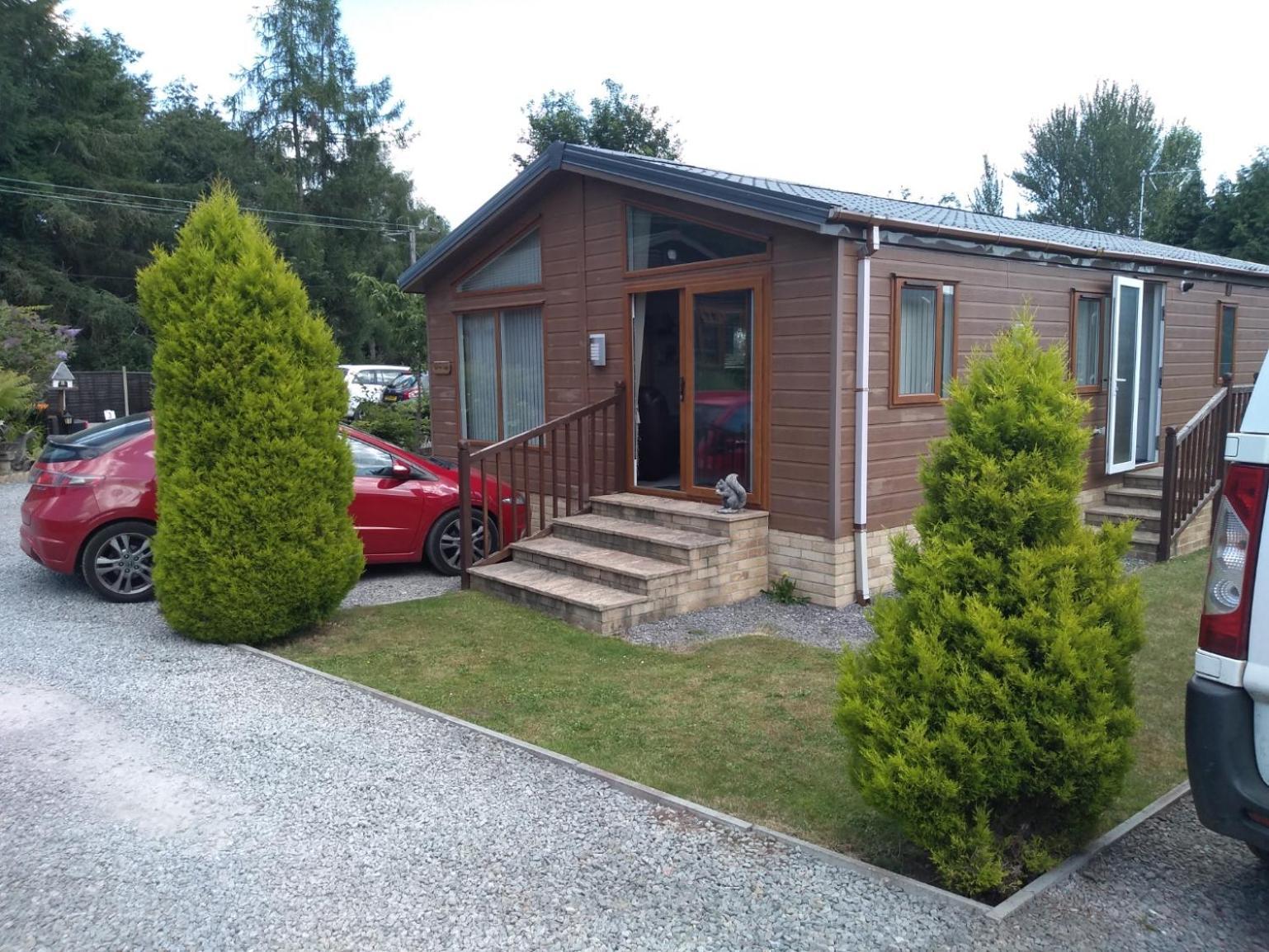 Squirrel Lodge Clearwell Exterior photo